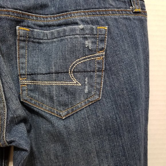 American Eagle jeans 2 Favorite Boyfriend grunge denim distressed ripped torn - Picture 11 of 16